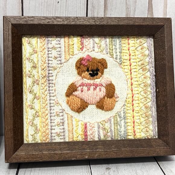 Vintage 1980s Sunset Designs Framed Embroidery Teddy Bears Boy/Girl Nursery Set - Picture 4 of 11
